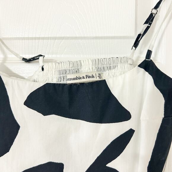 NWOT Abercrombie Drop Waist Maxi Dress Black White Print Cutout Side Size XS - Picture 6 of 12